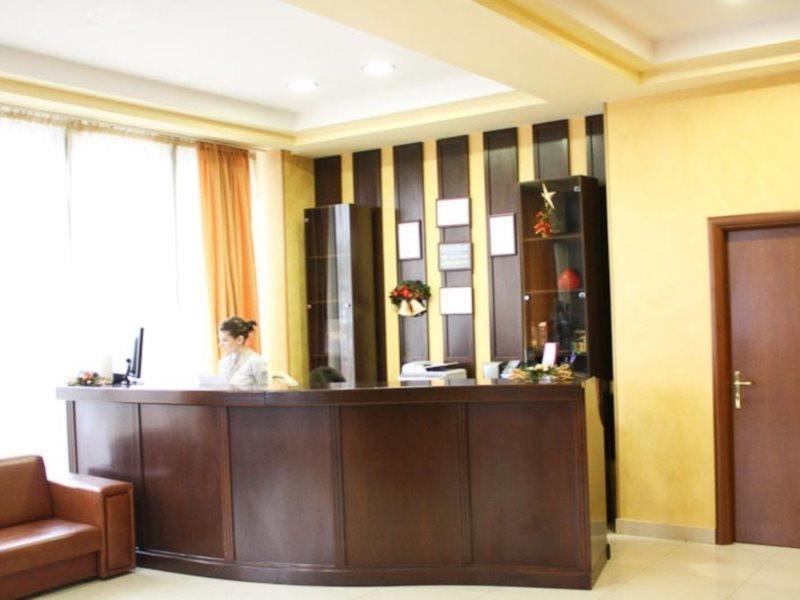 Hotel Europeca Craiova Ngoại thất bức ảnh