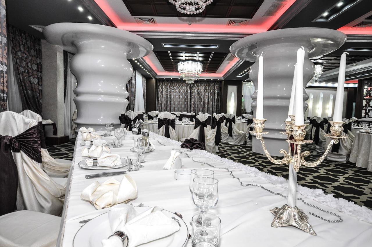 Hotel Europeca Craiova Ngoại thất bức ảnh
