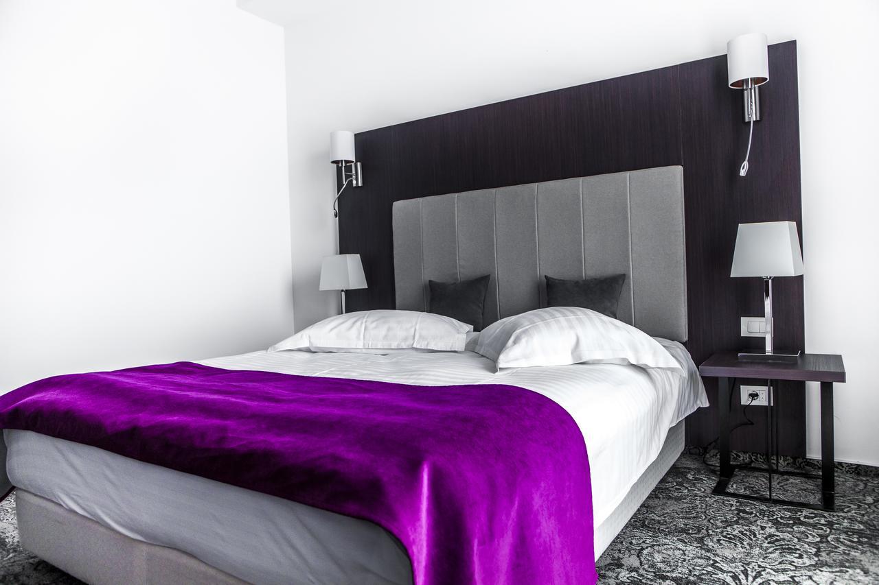 Hotel Europeca Craiova Ngoại thất bức ảnh