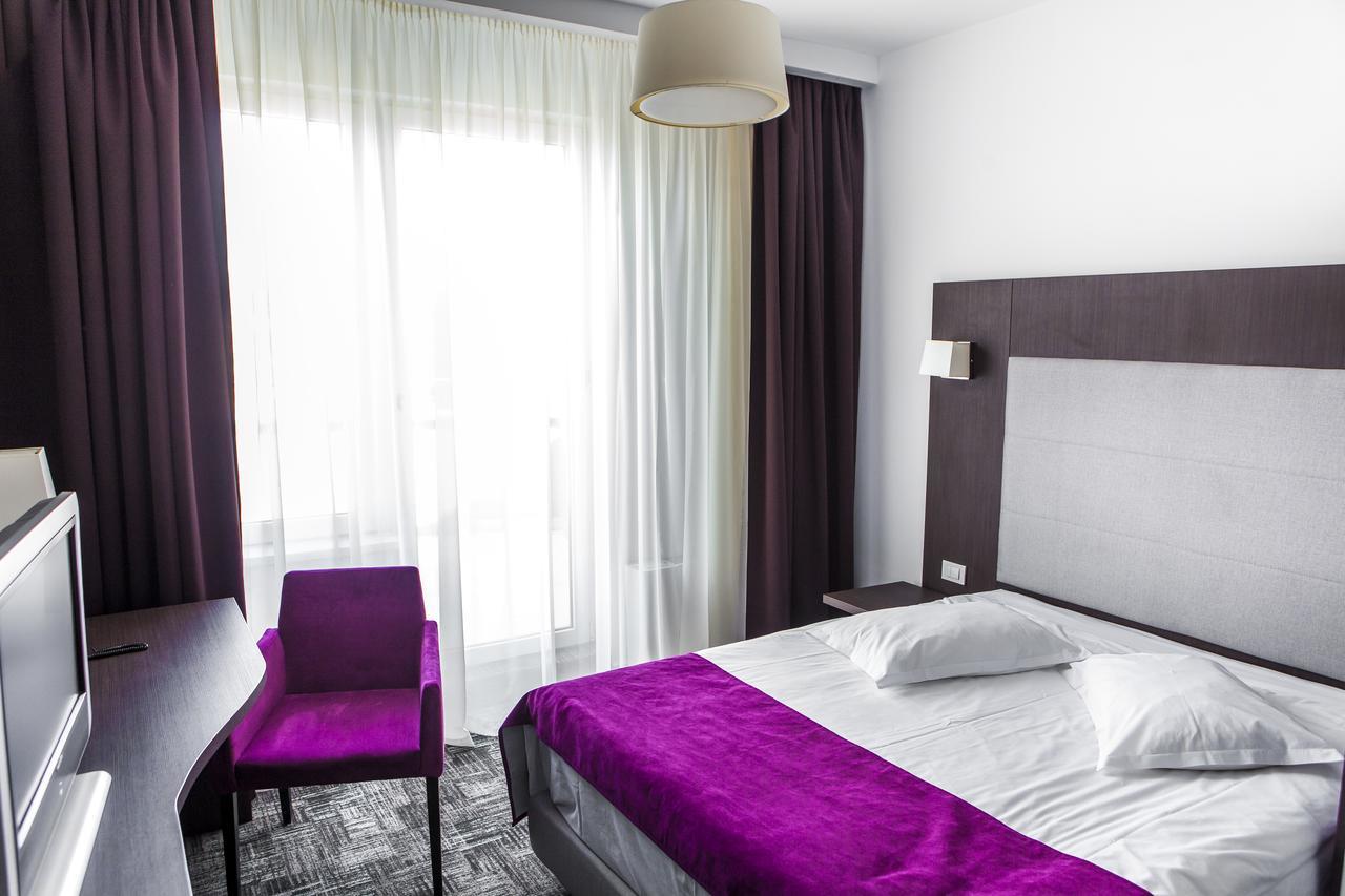 Hotel Europeca Craiova Ngoại thất bức ảnh